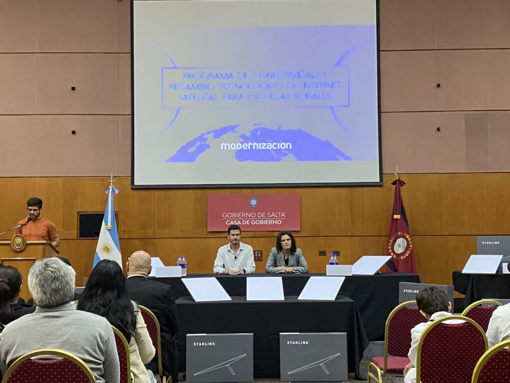 Lanzamiento_Programa_Recambio_Tecnologico_Internet_Satelital_Escuelas_Rurales