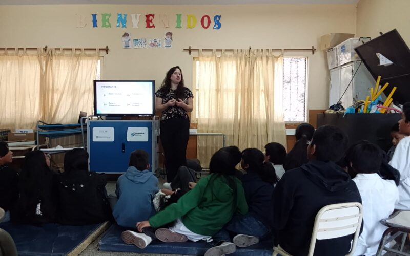 Taller_ESI_prevencion_consumos_problematicos_Escuela_4044