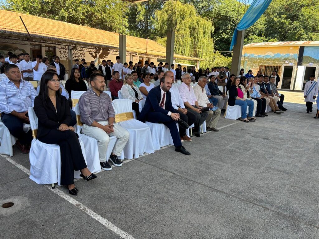 Prresencia_autoridades_provinciales_Educacion_Tecnica_Cerrillos