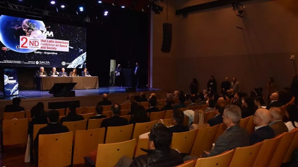Comenzo_Conferencia_Internacional_sobre_Espacio_Sociedad