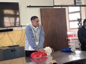 Estudiantes_Cerrillos_participaron_capacitacion_primeros_auxilios_RCP