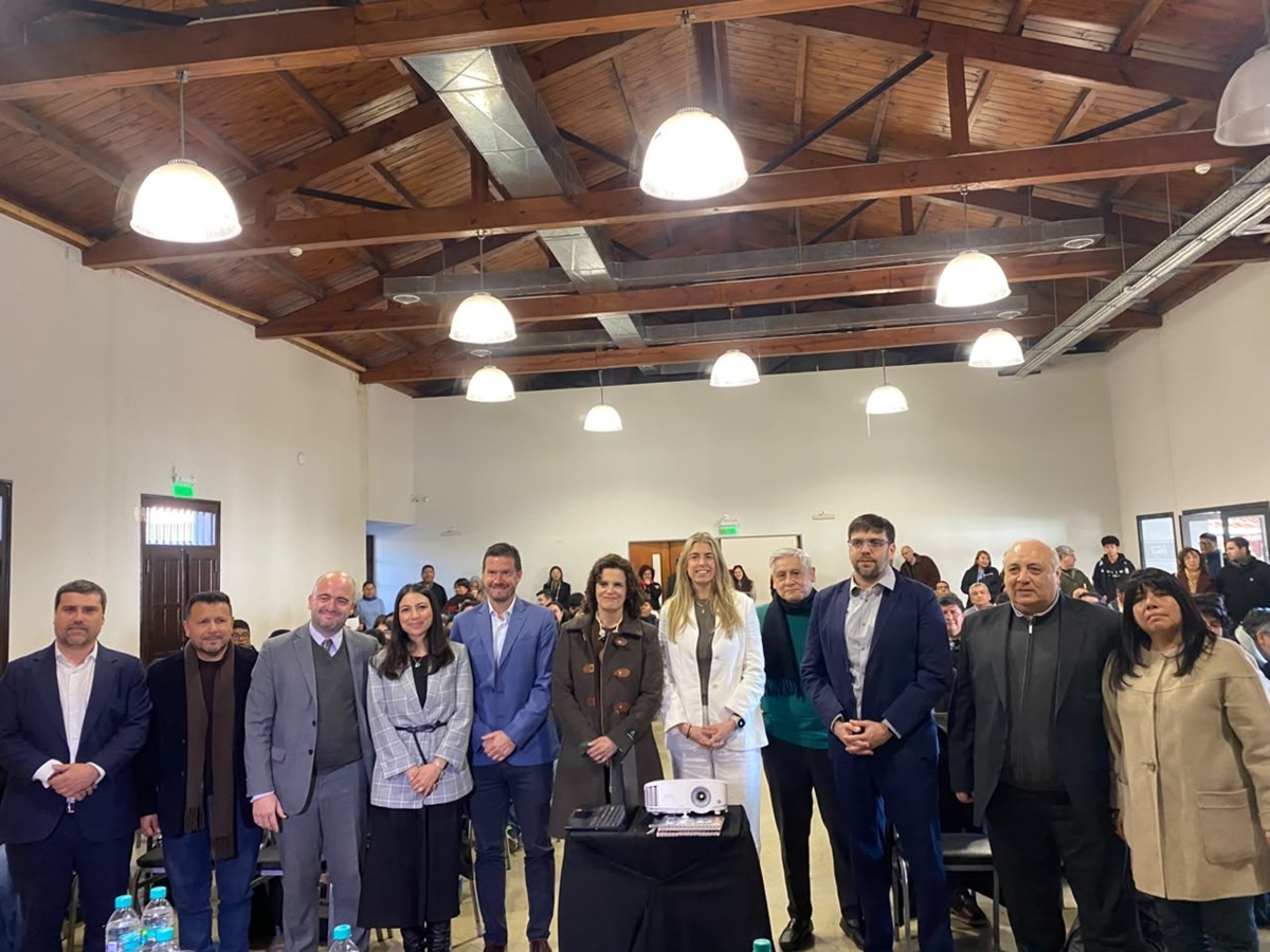 Salta_firmo_convenio_cooperacion_Oracle_Academy