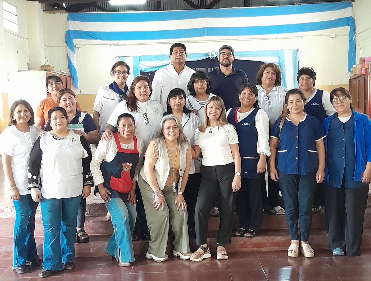 Acompanamos_equipos_directivos_construccion_convivencia_escolar