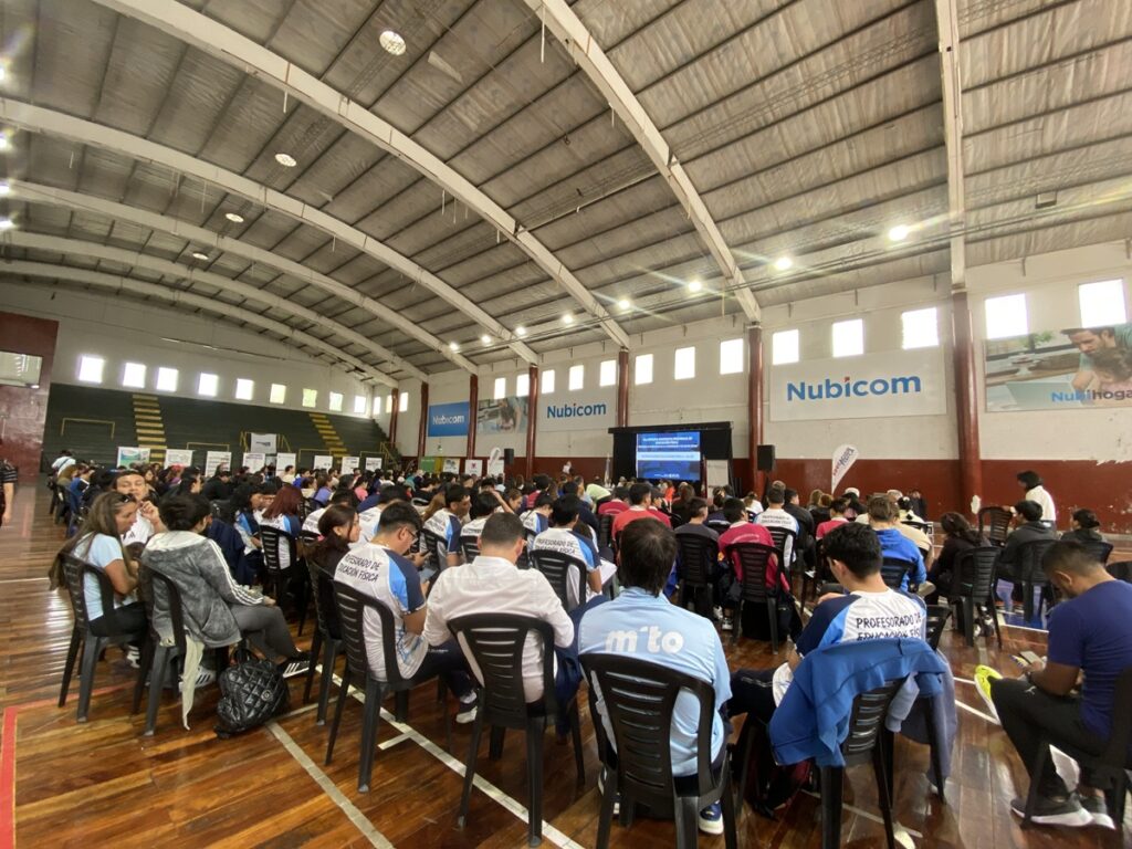 Comenzo_1_era_Jornada_Academica_Provincial_Educacion_Fisica