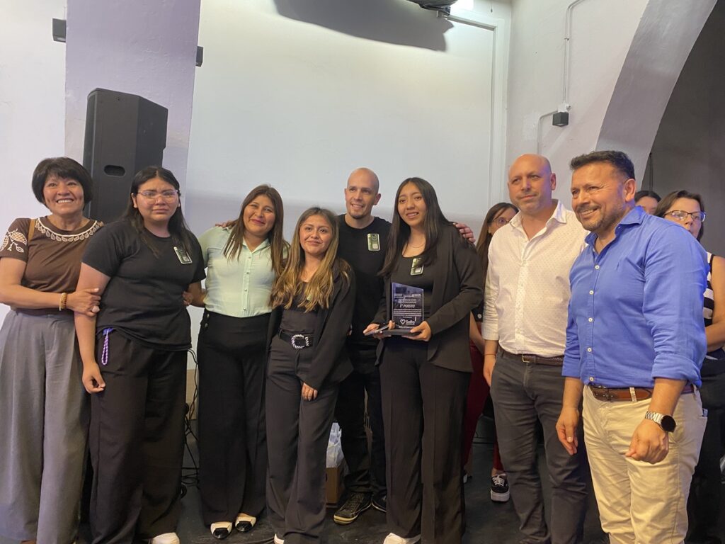 Innovadores_Futuro_cerro_muestra_proyectos_estudiantiles
