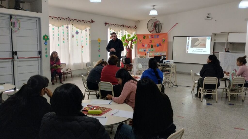 Promovimos_lectura_compartida_junto_a_familias_Nivel_Inicial